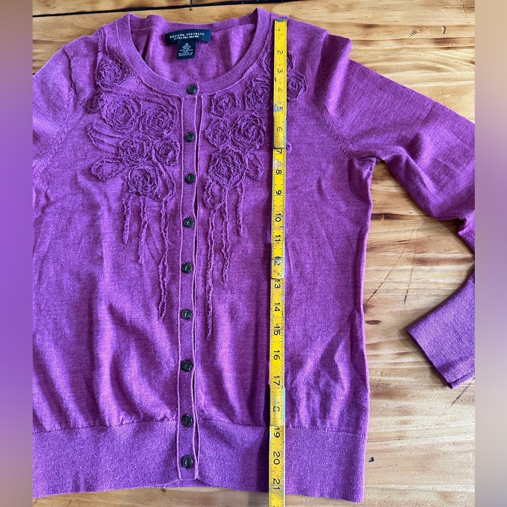 Banana Republic Rosette Cardi Cardigan Medium - Picture 4 of 10